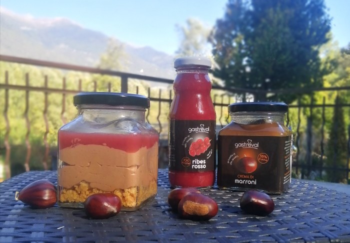 vasetto confettura marroni, bottiglietta nettare ribes, vasetto mousse marroni